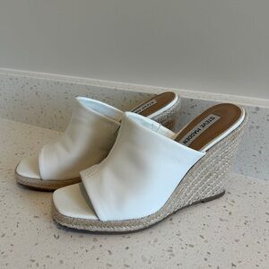 Steve Madden Cream Wedge Mules